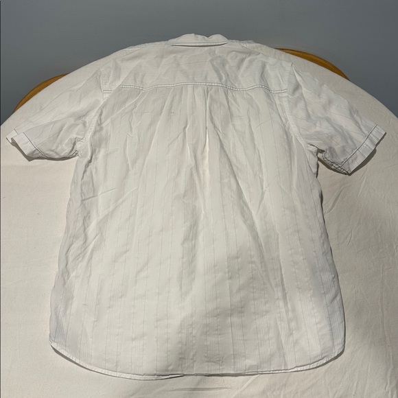 Tommy Bahama Men’s XL White Island Modern Fit Short Sleeve Button-Down Shirt - Picture 3 of 7